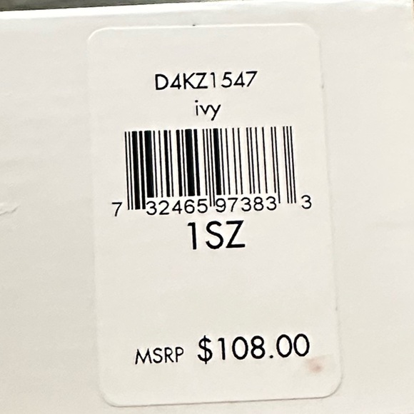 DKNY Cream Knit Scarf and Beanie Set NEW in Box OS Cream color - Picture 7 of 7